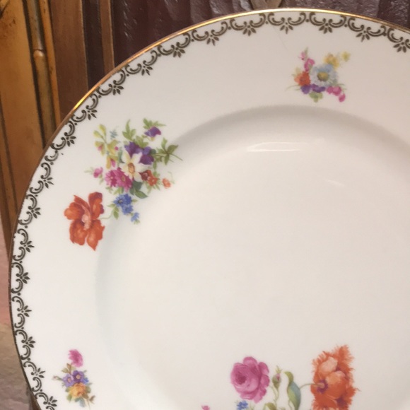 H & Co Selb Bavaria Germany Heinrich US Zone Poppy Floral Dinner Plate 10 1/8” - Picture 3 of 10